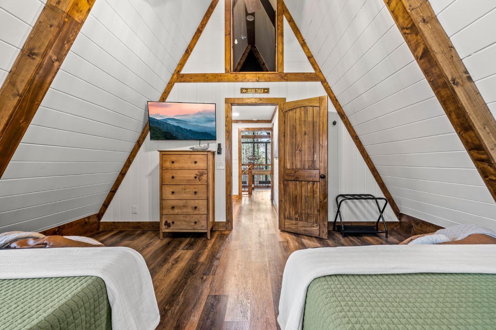 1Mile Downtown, Handicap Ramp, Hot Tub, Game Room Gatlinburg Buitenkant foto