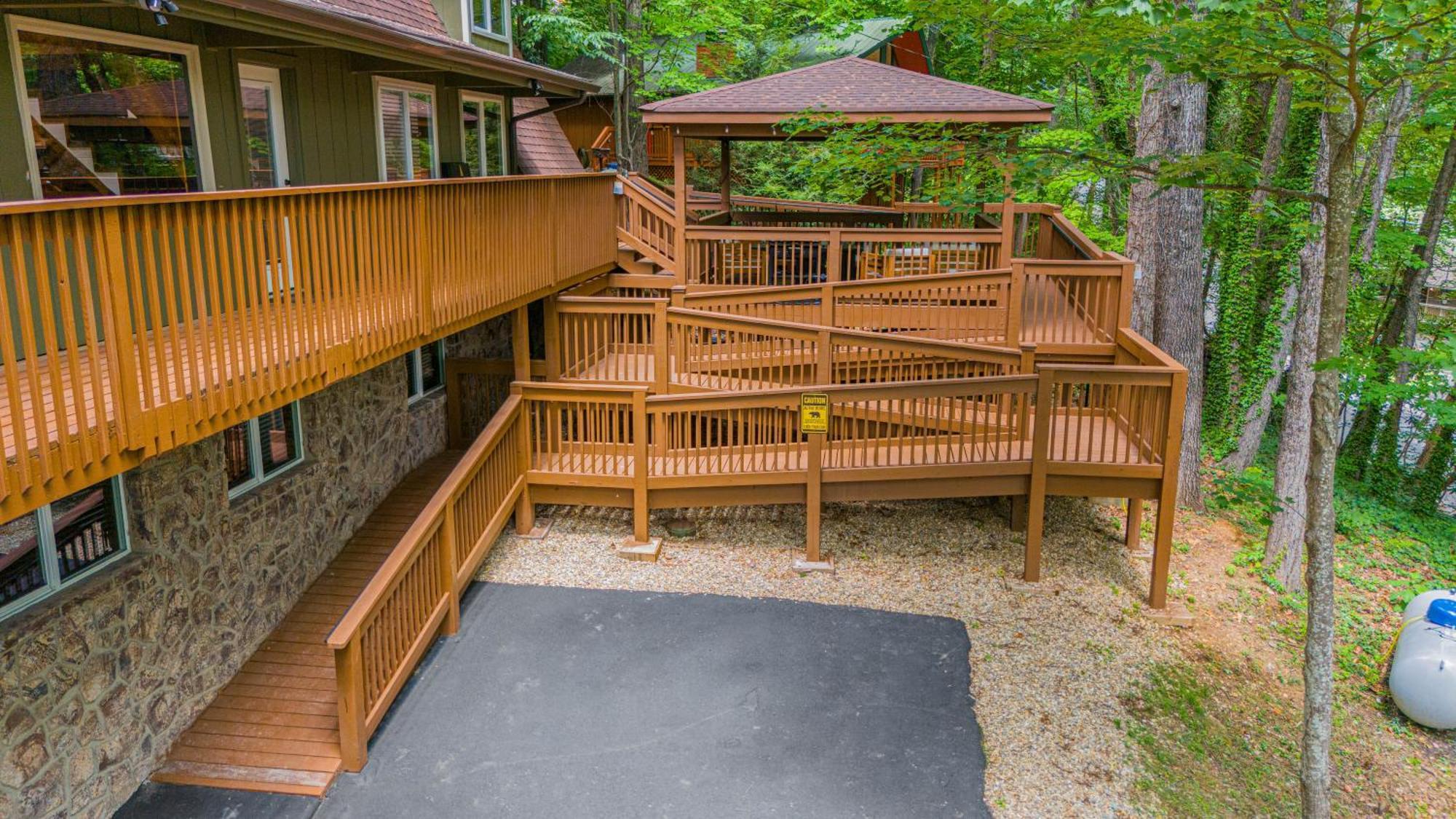 1Mile Downtown, Handicap Ramp, Hot Tub, Game Room Gatlinburg Buitenkant foto