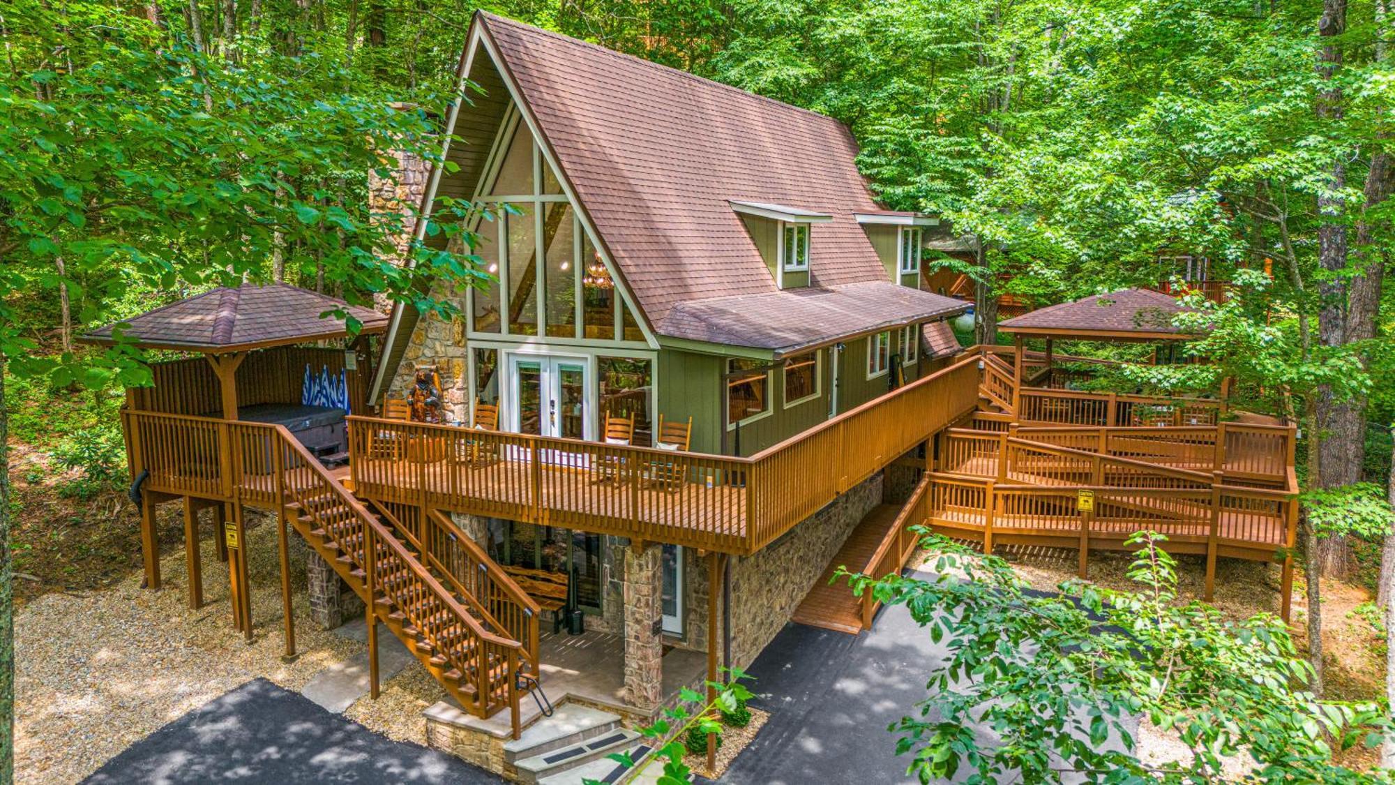 1Mile Downtown, Handicap Ramp, Hot Tub, Game Room Gatlinburg Buitenkant foto
